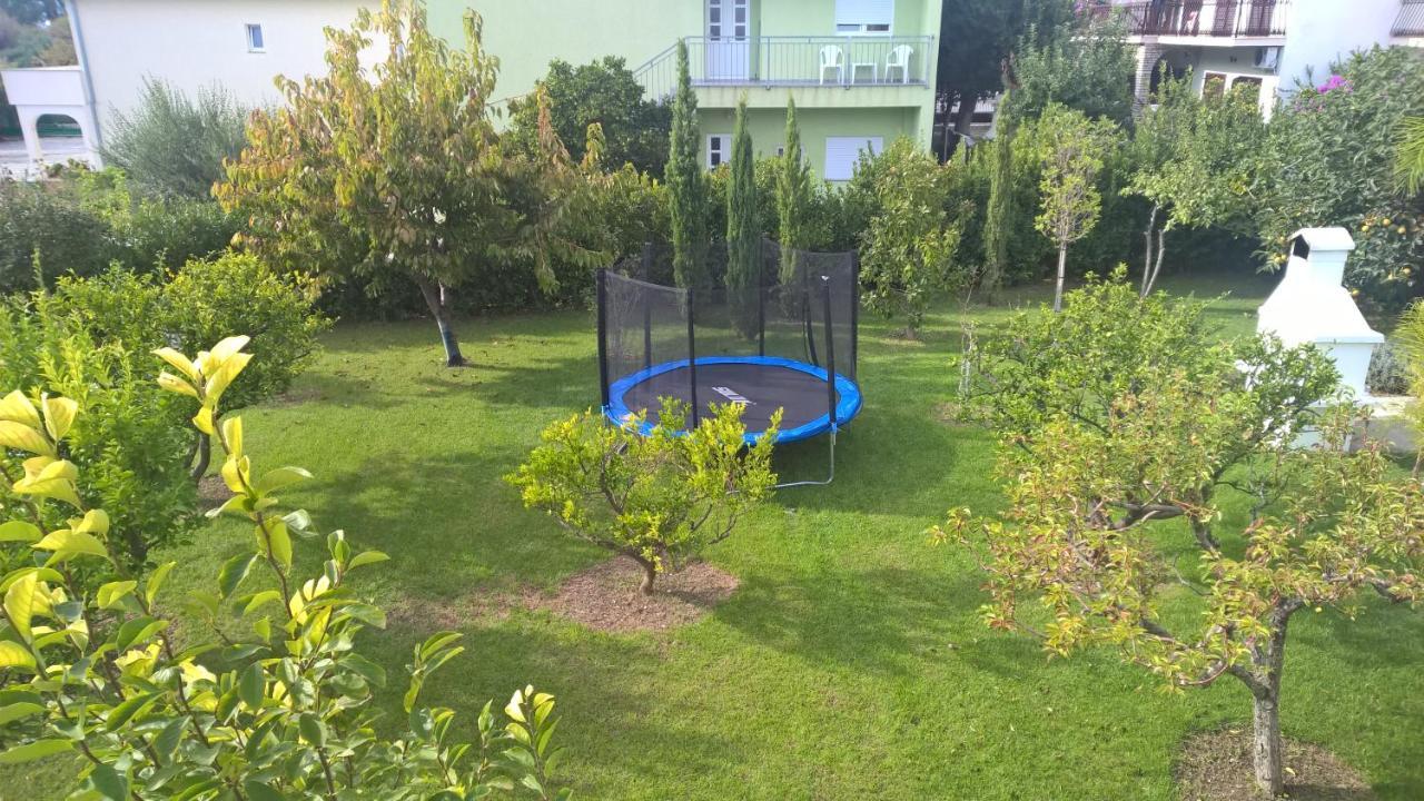 Apartments Dr. Vlasic Подстрана Екстериор снимка