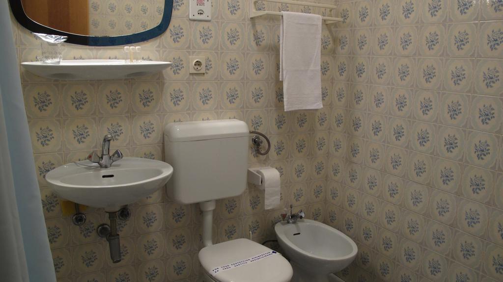 Apartments Dr. Vlasic Подстрана Екстериор снимка